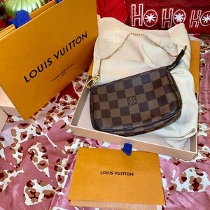 Louis Vuitton mini pochette accessoires SOLD ❌❌